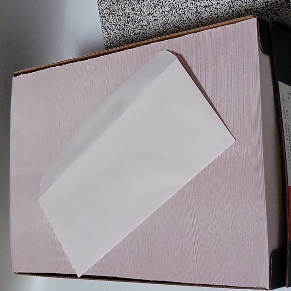 Cranberry Writing Envelopes 500 Count Box - Picture 2 of 12